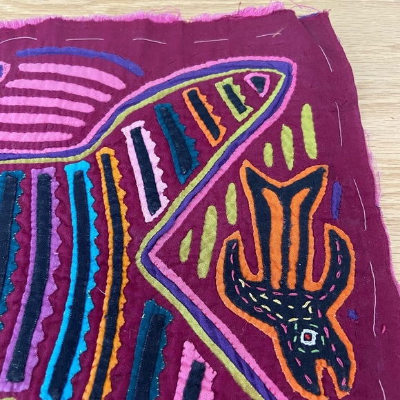 School of Fish Vintage Handmade Reverse Appliqué Panama Mola Textile - Picture 3 of 5